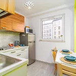 Cozy Nest Free Parking - By Hosty شقة كراكوفيا