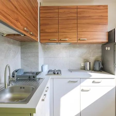 Cozy Nest Free Parking - By Hosty